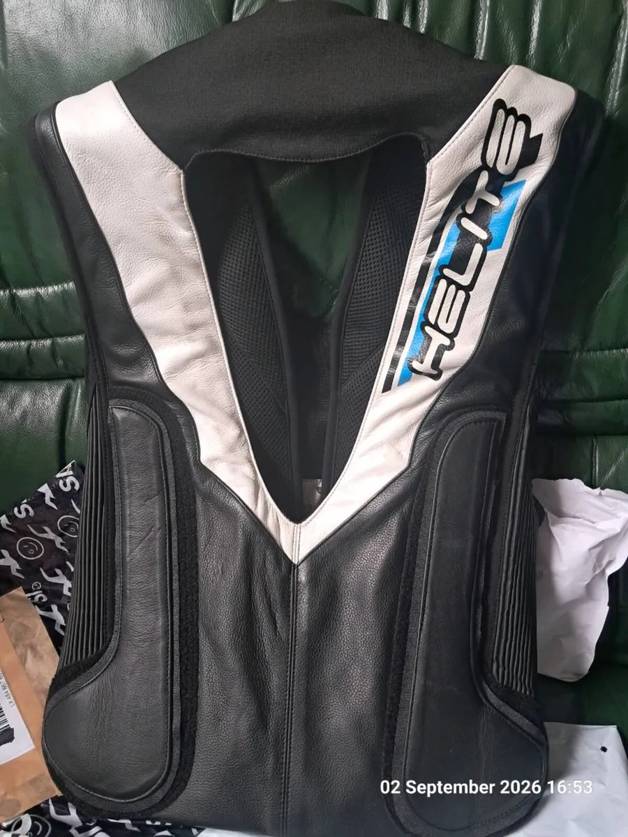 Helite gp airbag vest - Image 1
