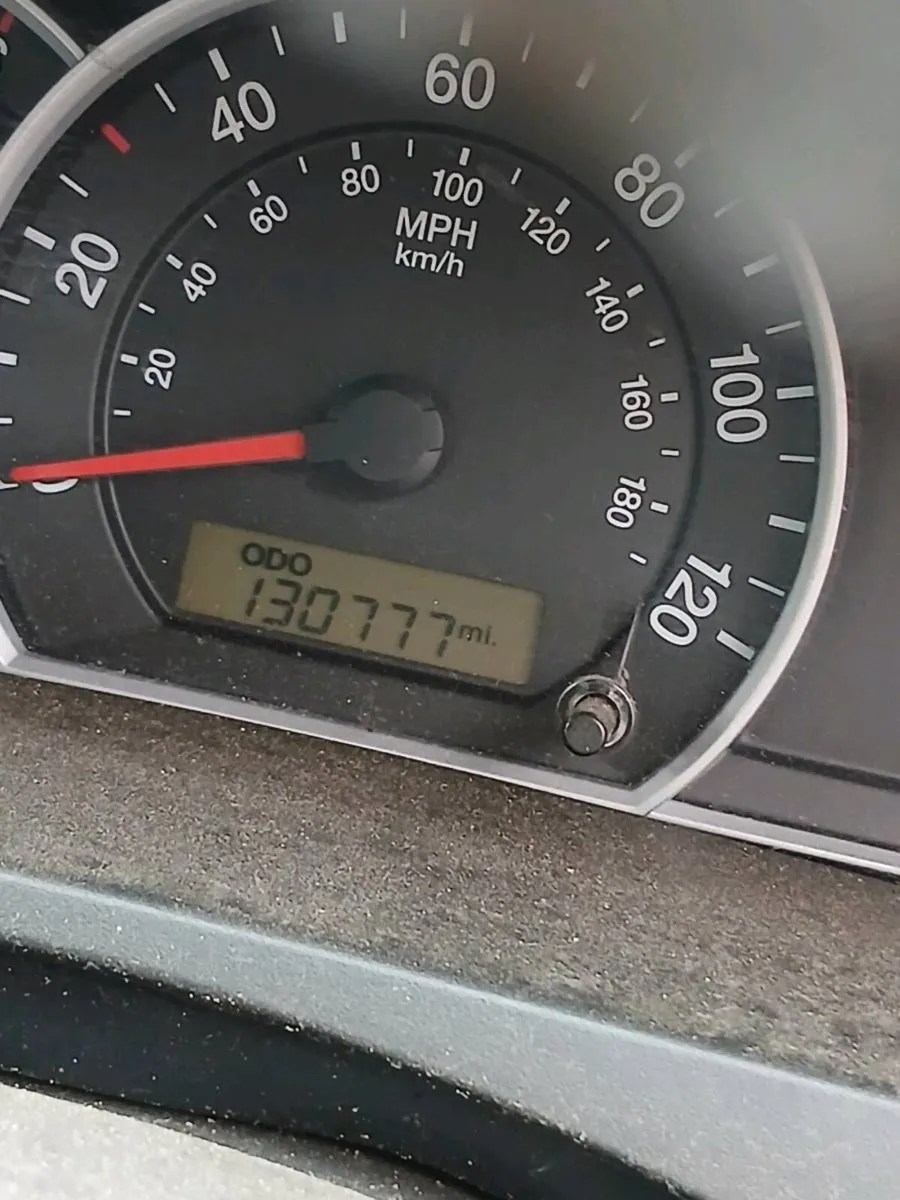 09 kia sorento - Image 3