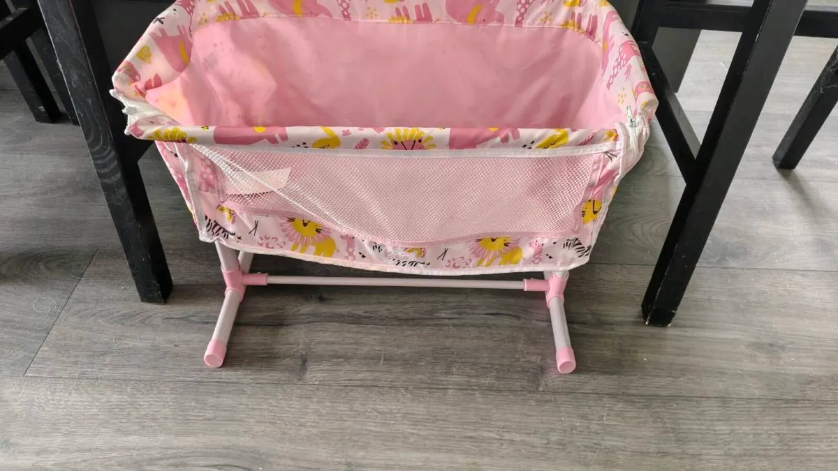 Child's Play Cot - Image 1