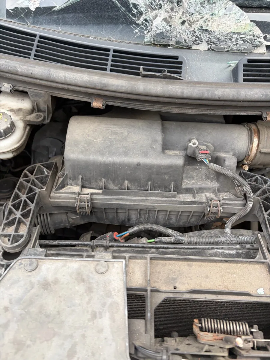 Ford transit custom 2.2 engine - Image 1