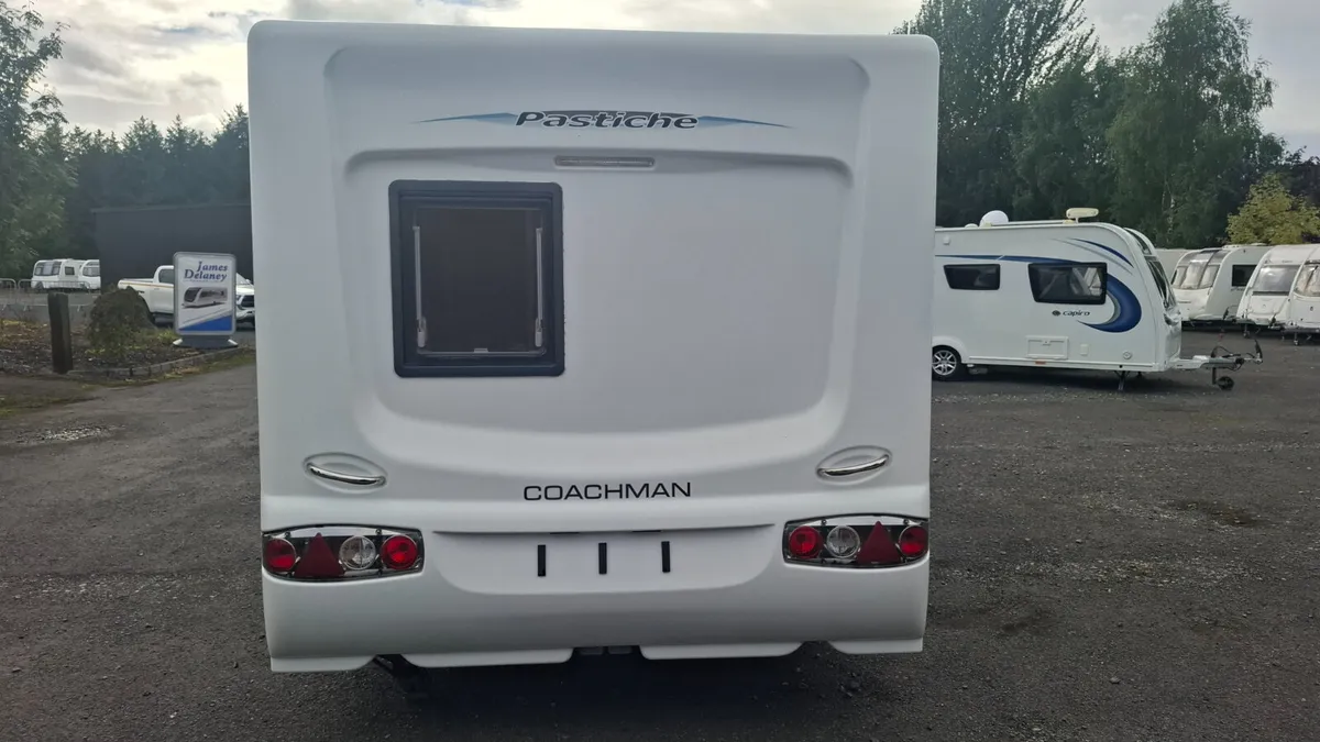 Coachman Patiche 4 berth caravan - Image 4