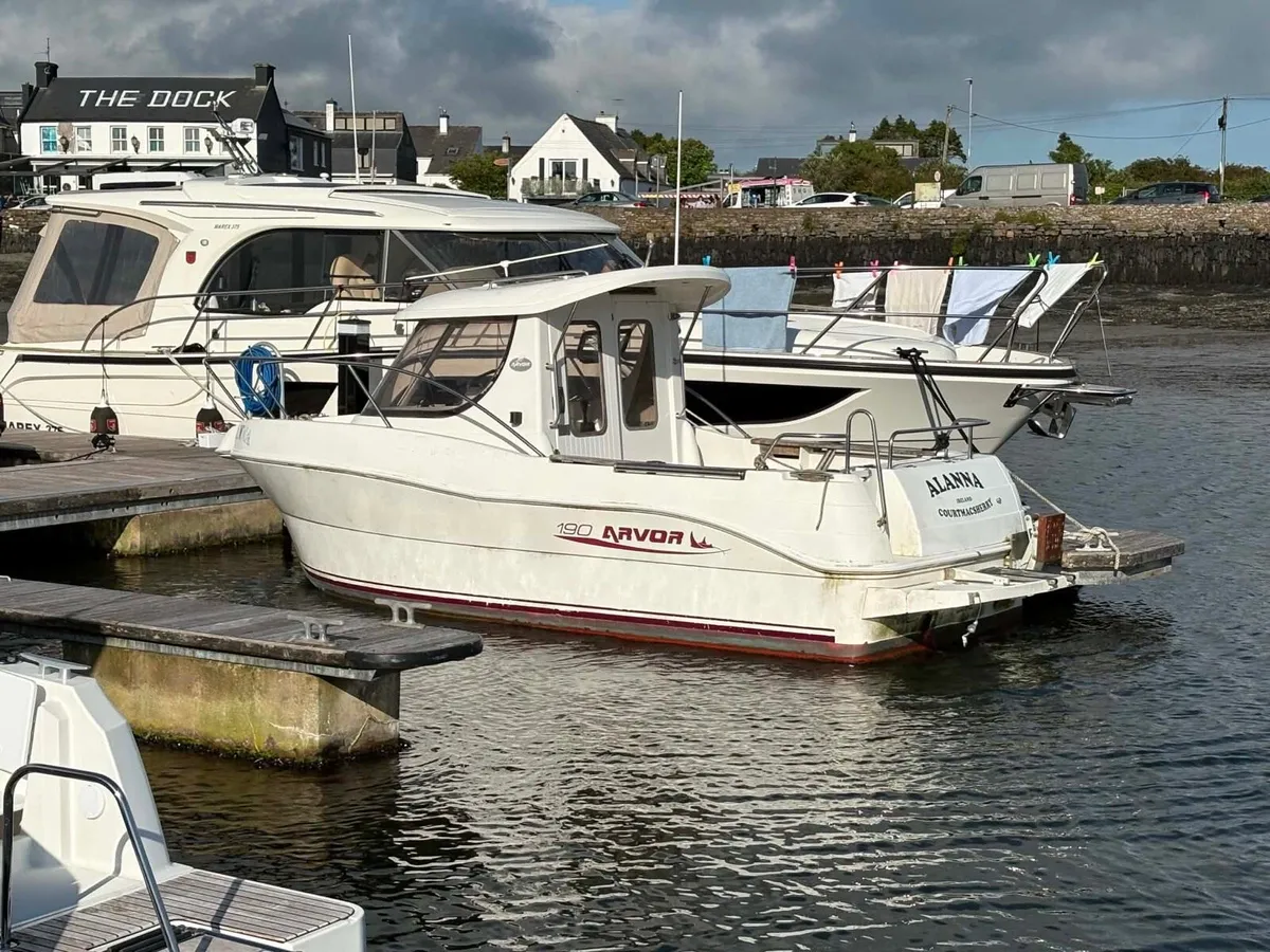 Arvor 190 boat - Image 2