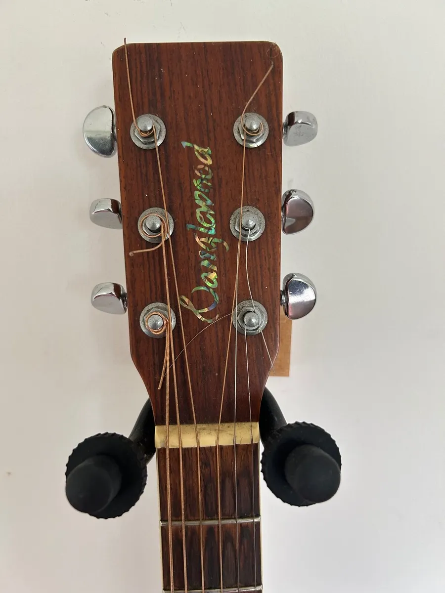 Guitar - Image 2