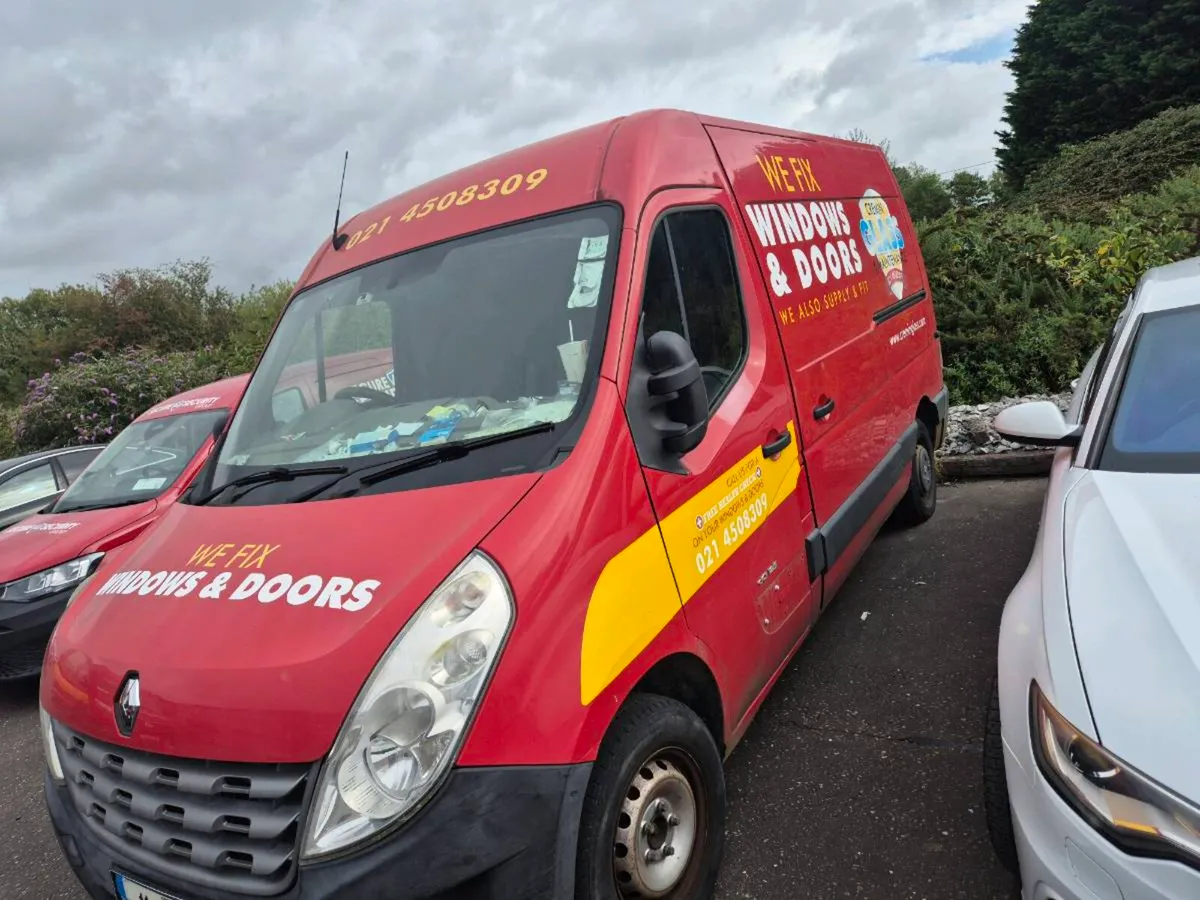 Renault Master van 2011 for breaking - Image 2