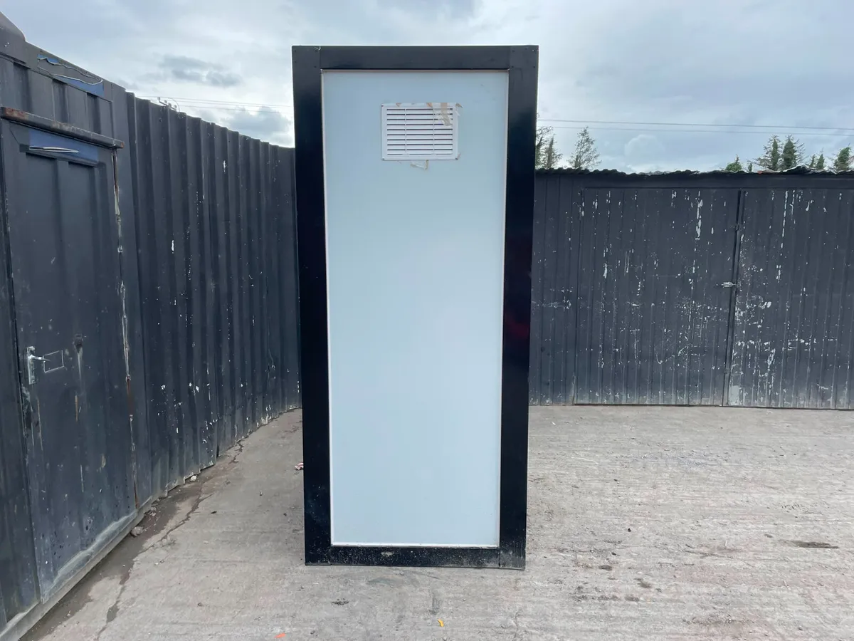 Portable Toilet Unit - Image 4