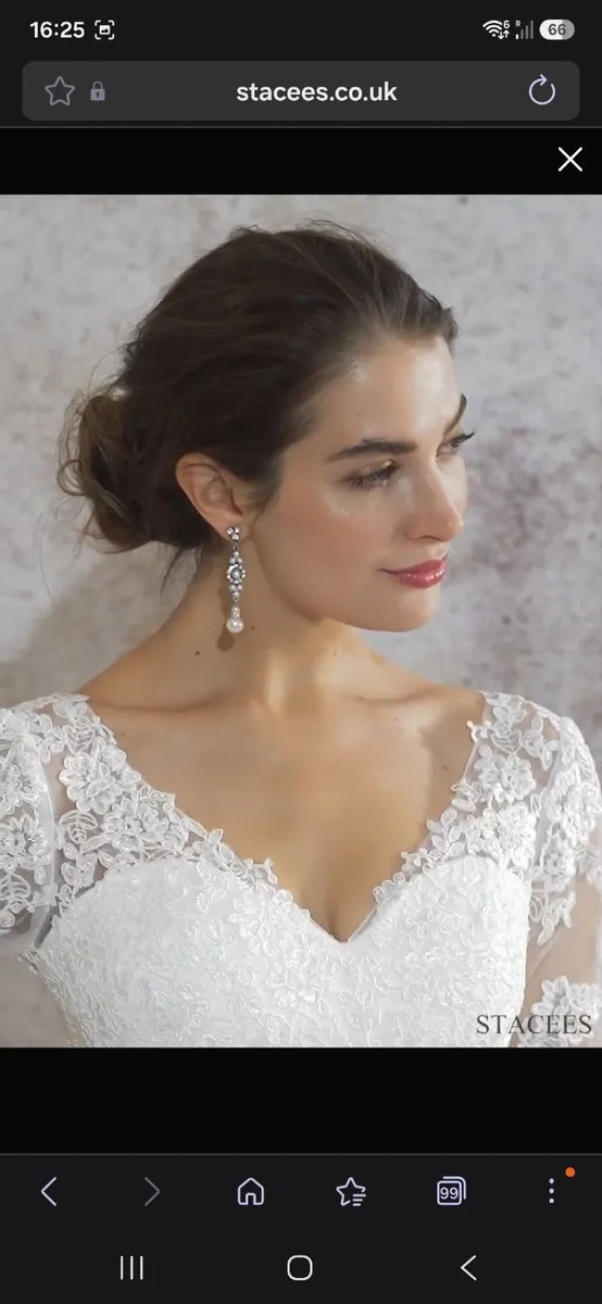 Wedding dress - Image 1