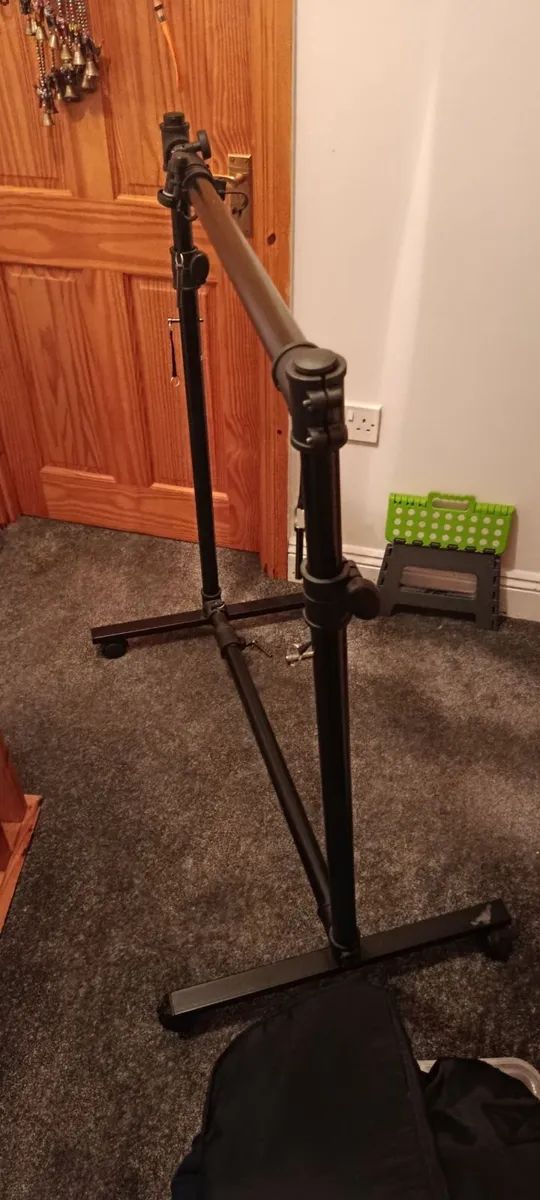 Gong Stand - Image 3