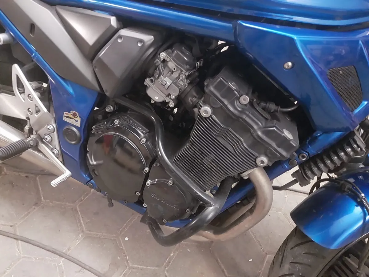 Suzuki gsf650 Bandit Abs - Image 4