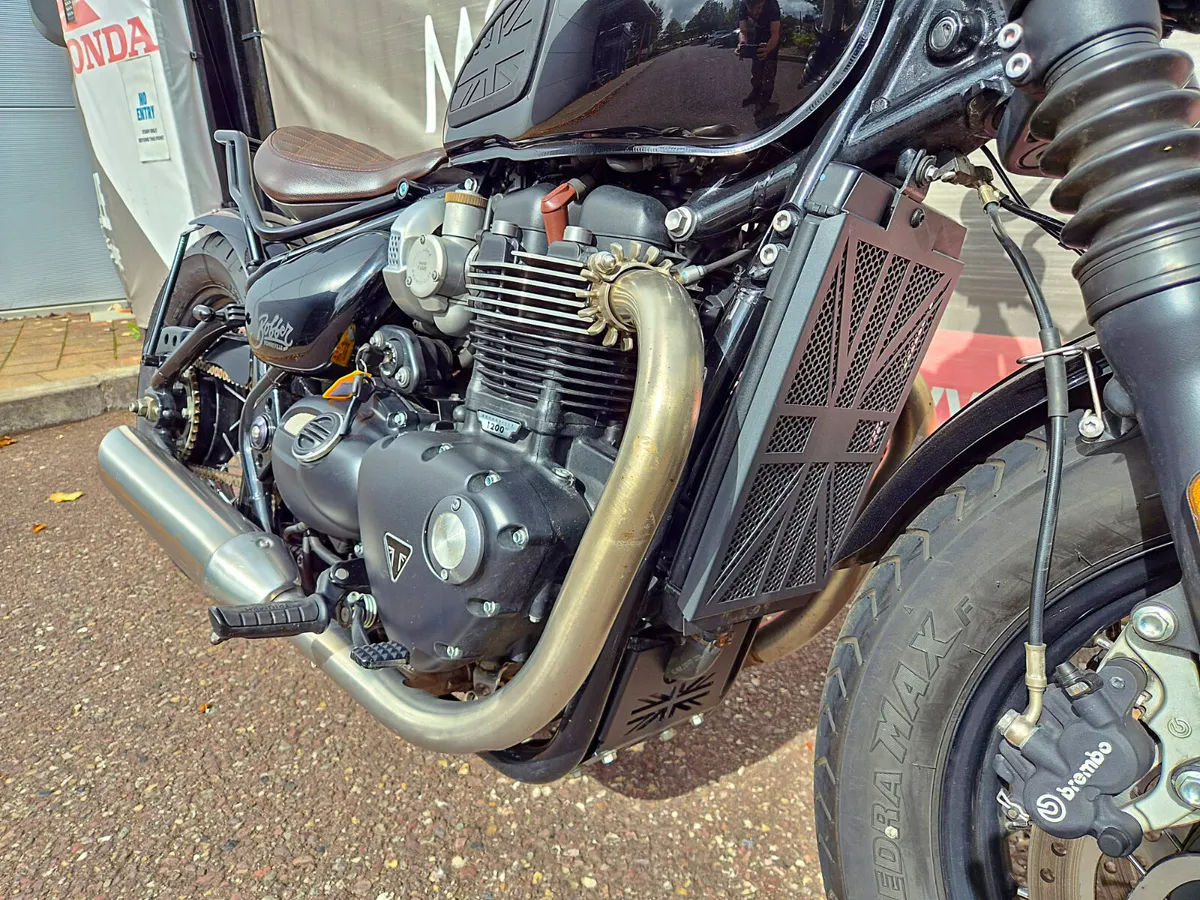2022 Triumph Bobber Black - Image 4