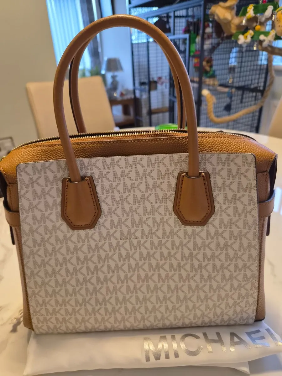 MICHAEL KORS HANDBAG - Image 2