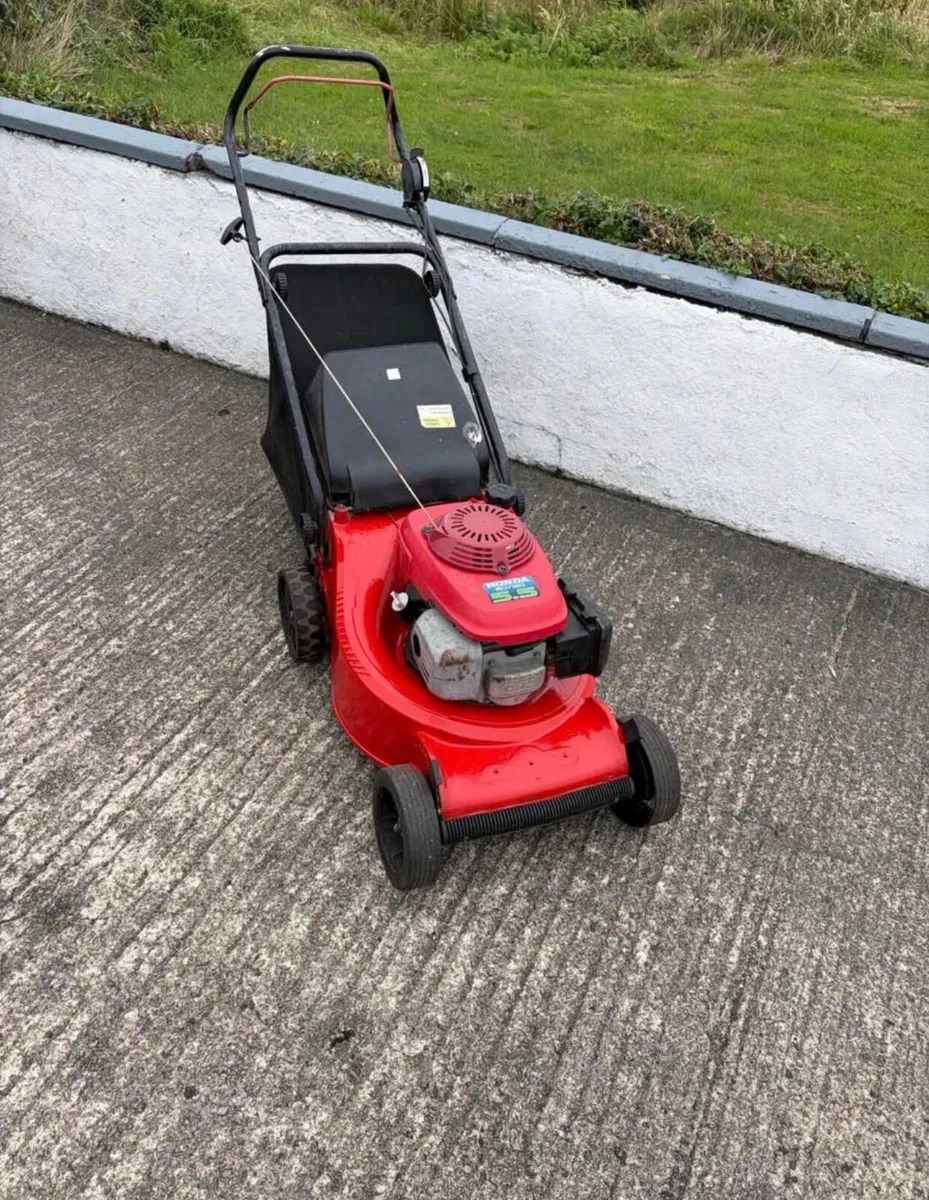 Honda 5.5 Gvc160 push lawnmower - Image 2