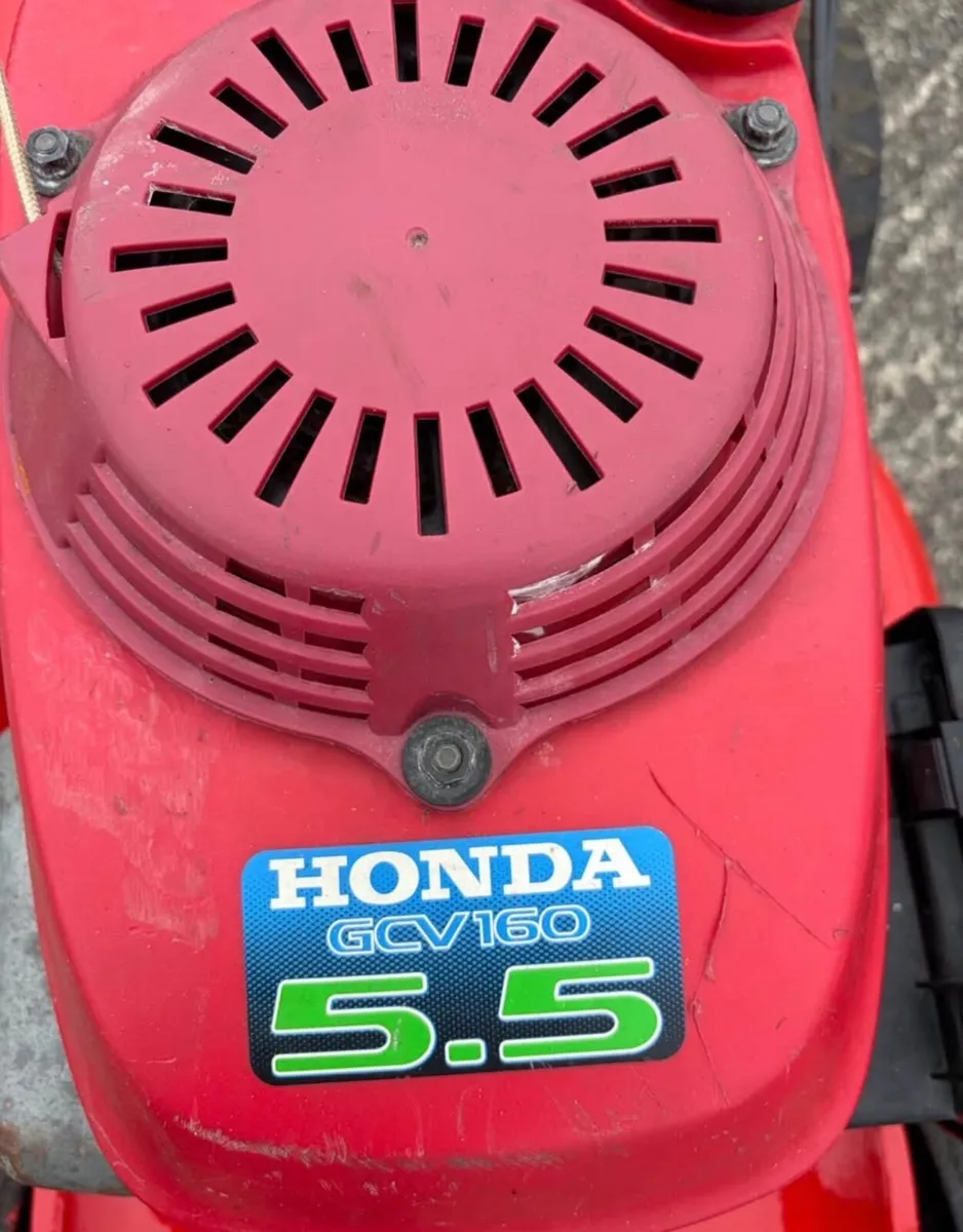 Honda 5.5 Gvc160 push lawnmower - Image 1