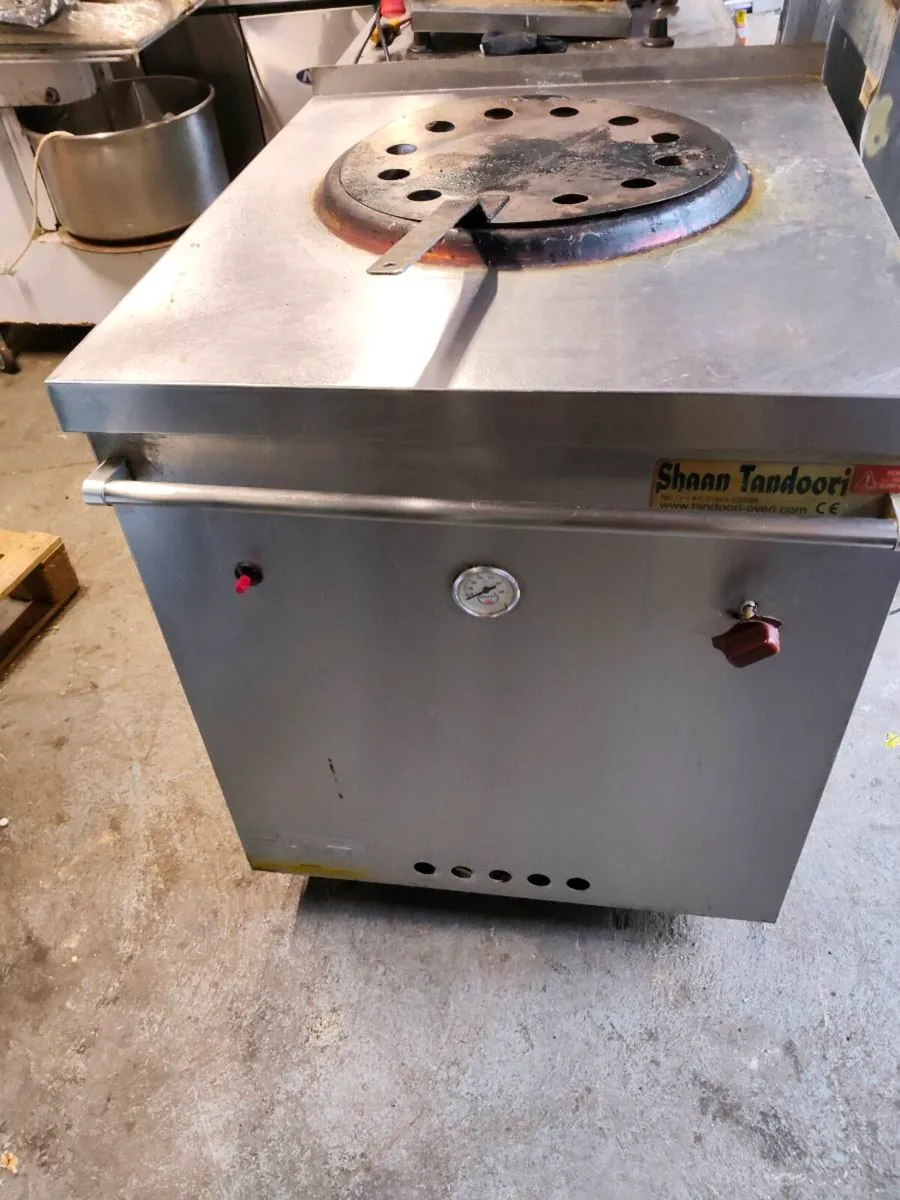 Tandoor oven - Image 1
