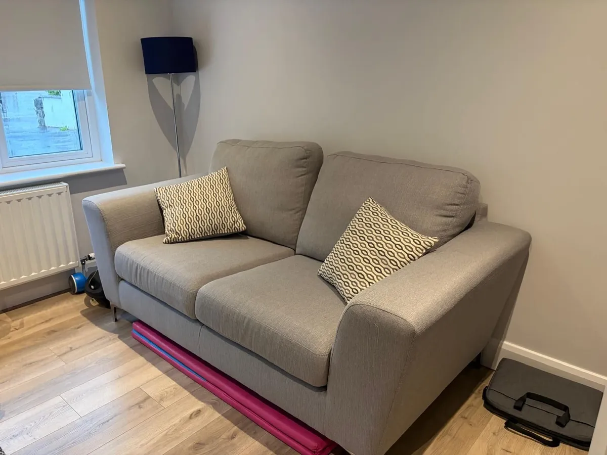2 Seater sofa with 2 matching cushions barely use - Image 2