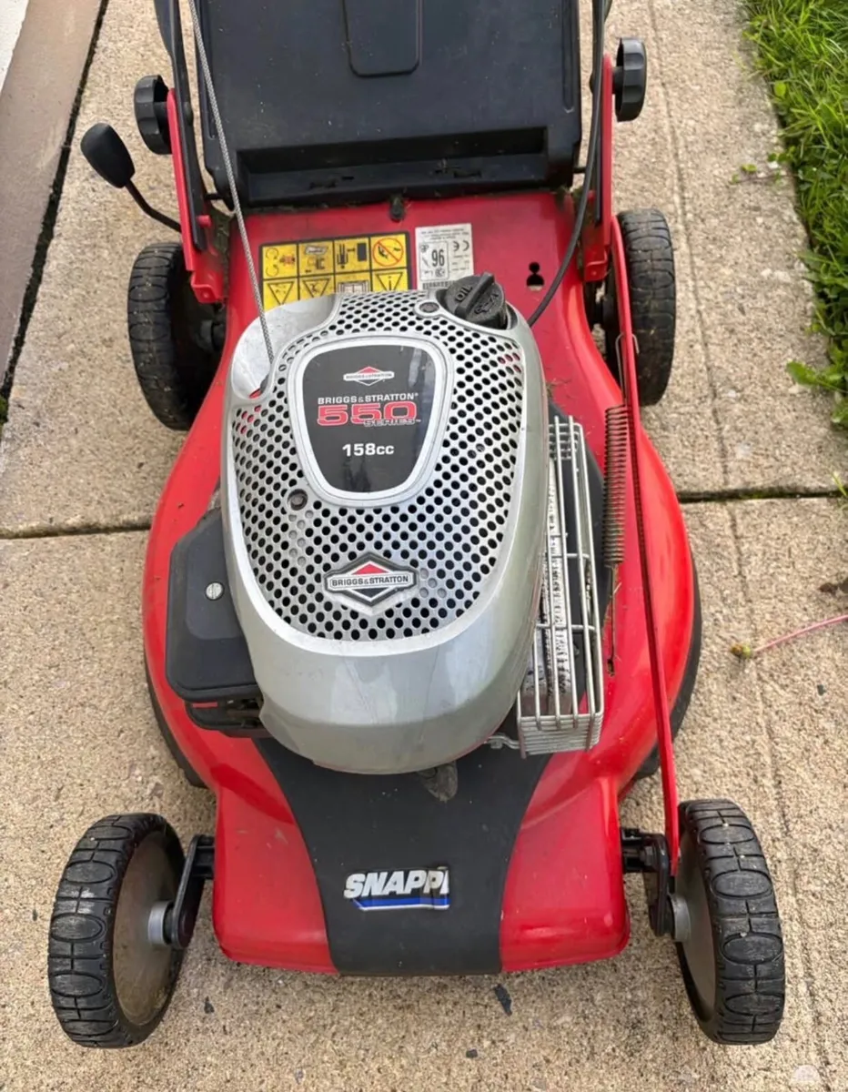 SNAPPER 19” PETROL LAWN MOWER – 158cc - Image 2