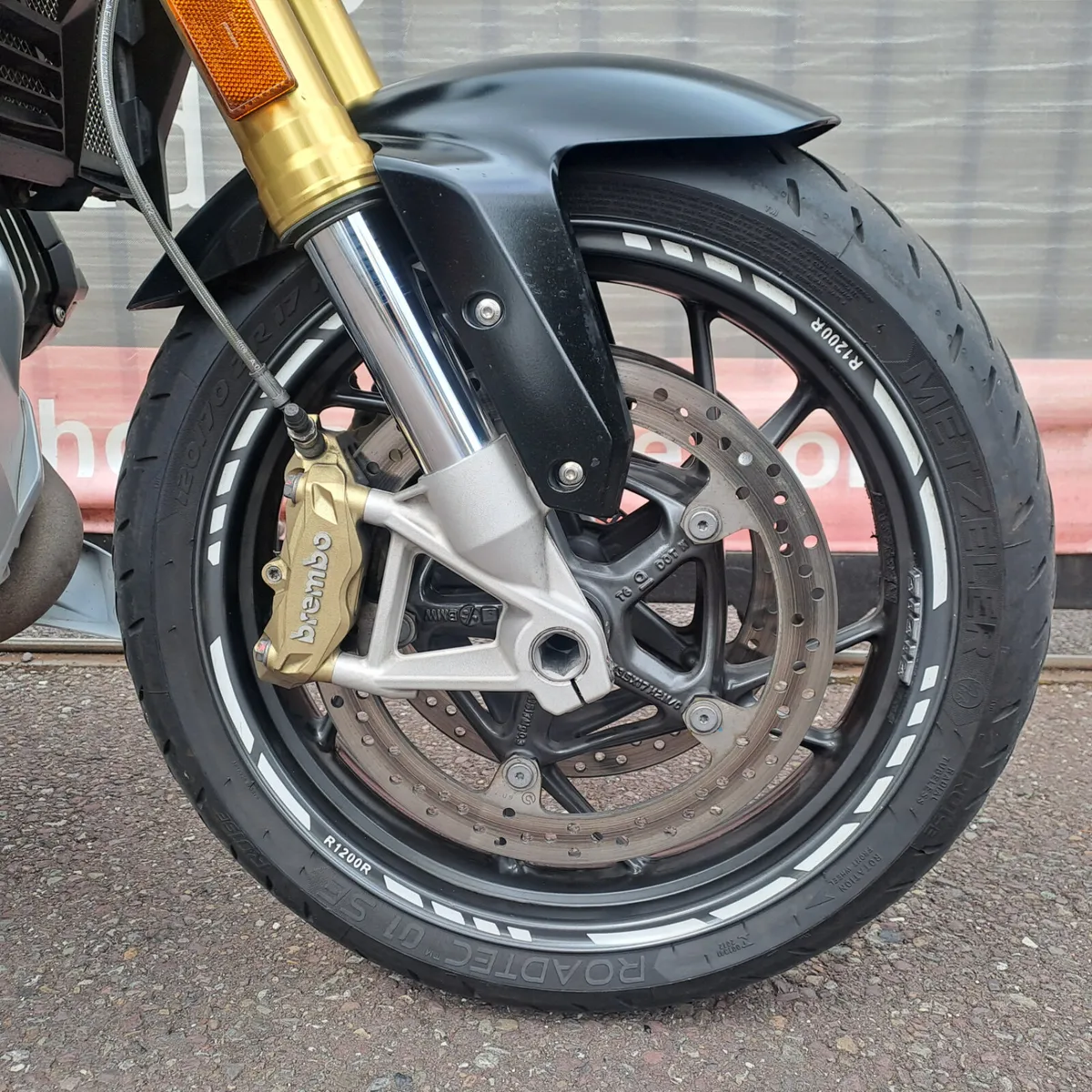 2016 BMW R1200R - Image 3