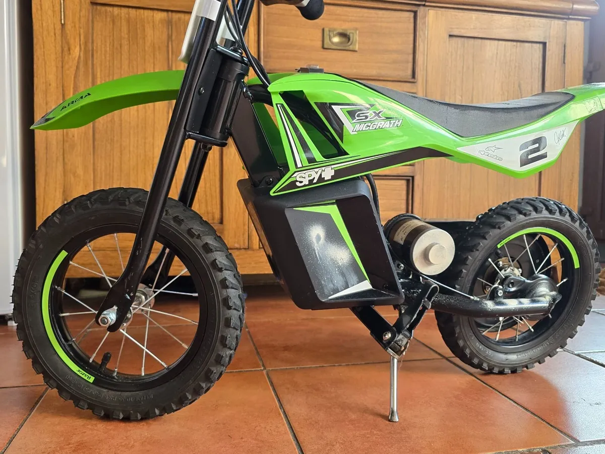 Razor SX125  10.8V Electric Mini Dirt Bike - Image 4