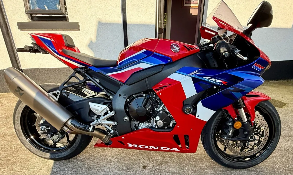 Honda CBR 1000RR-R - Image 3