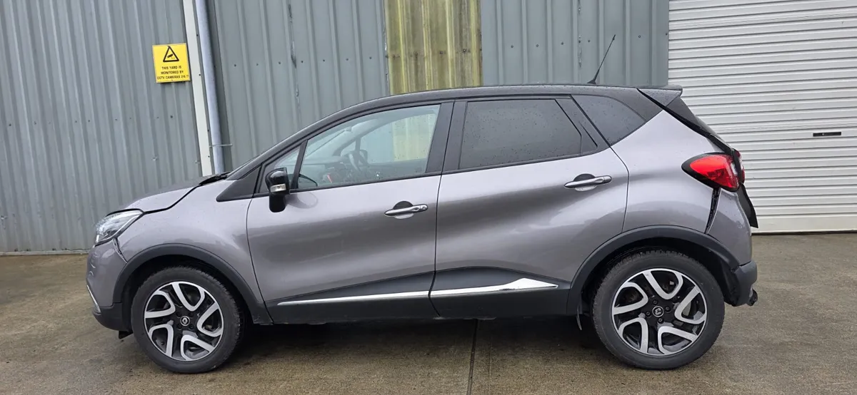 172 RENAULT CAPTUR DIESEL - Image 4