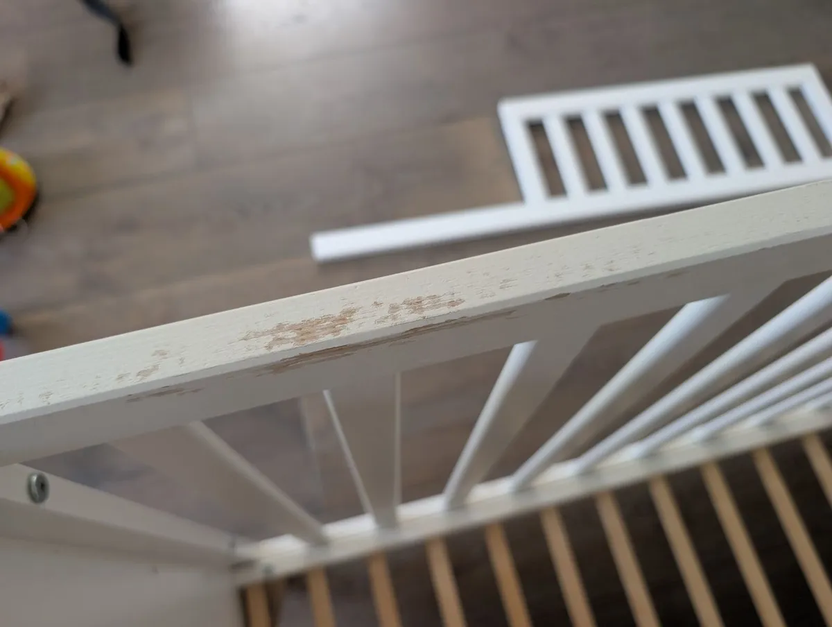 Elegant white wooden Baby cot - Image 4