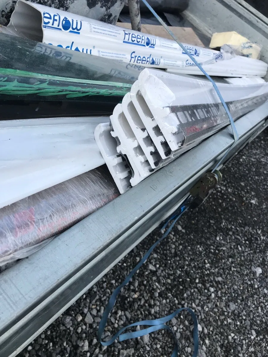 Plastic skirting - Image 2