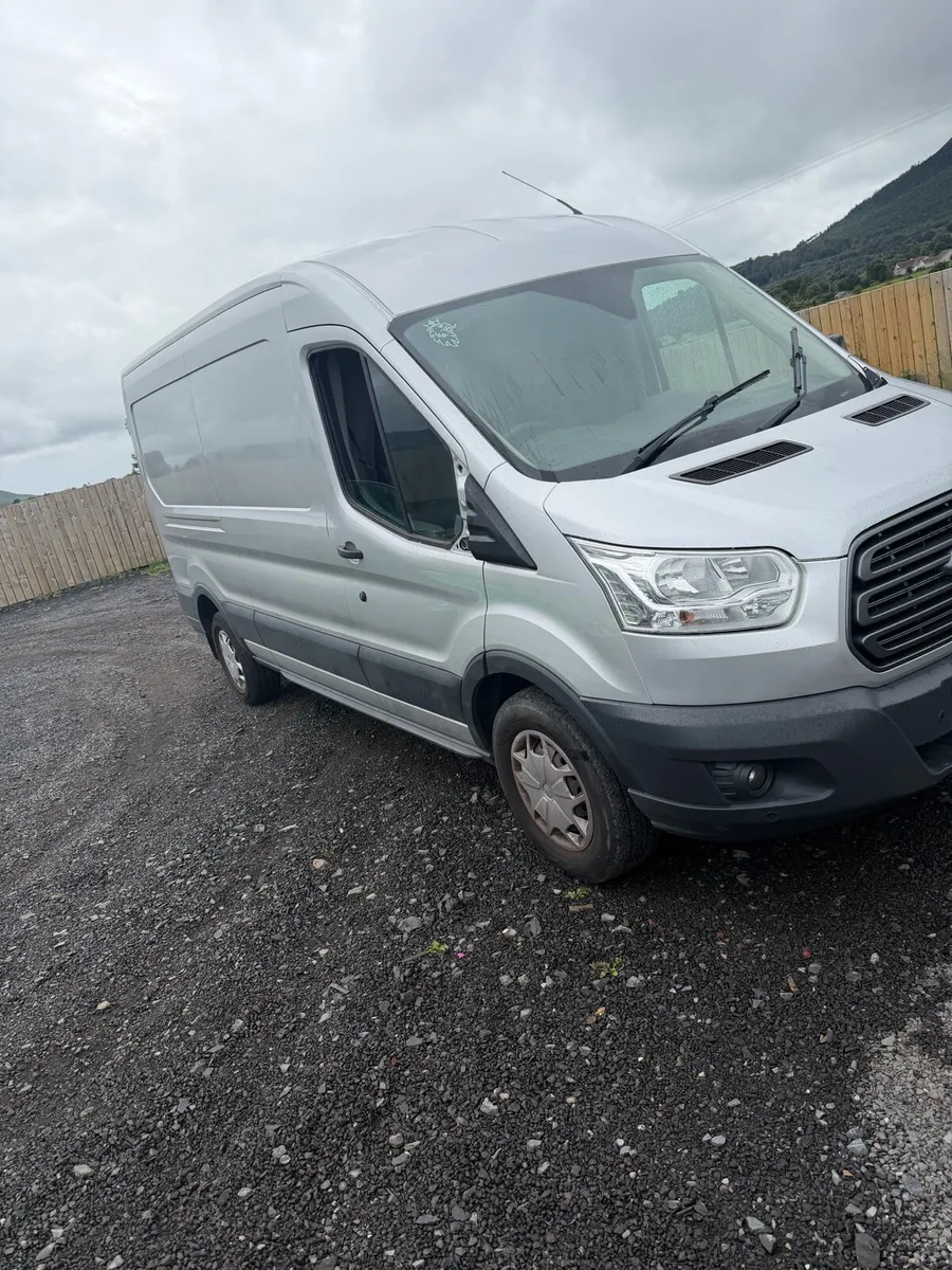2018 Ford transit 2.0 rwd for breaking only - Image 2