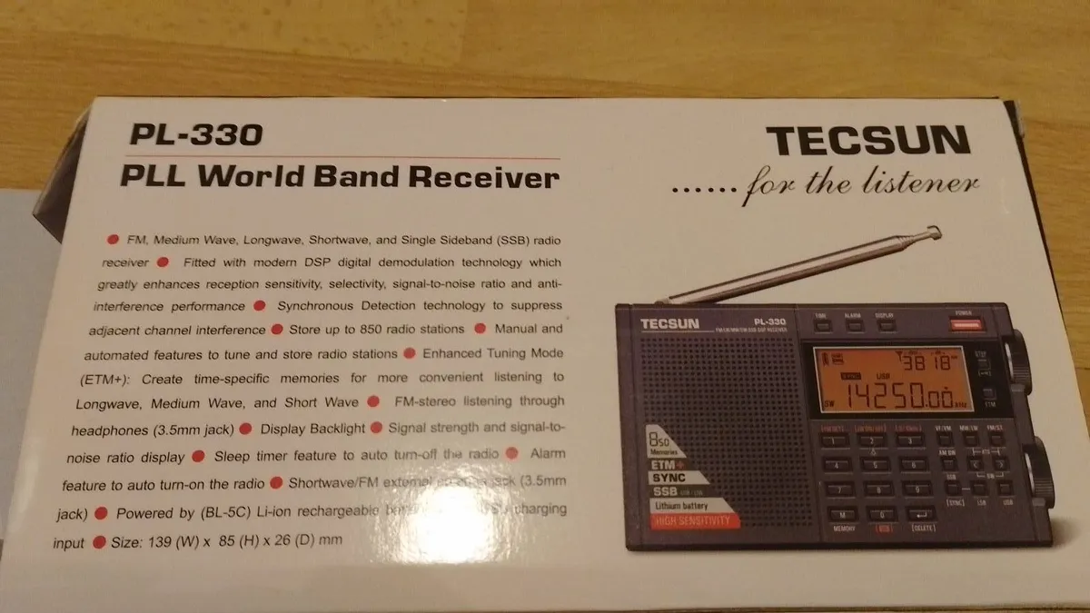 TECSUN WORLDBAND RADIO NEW! - Image 3