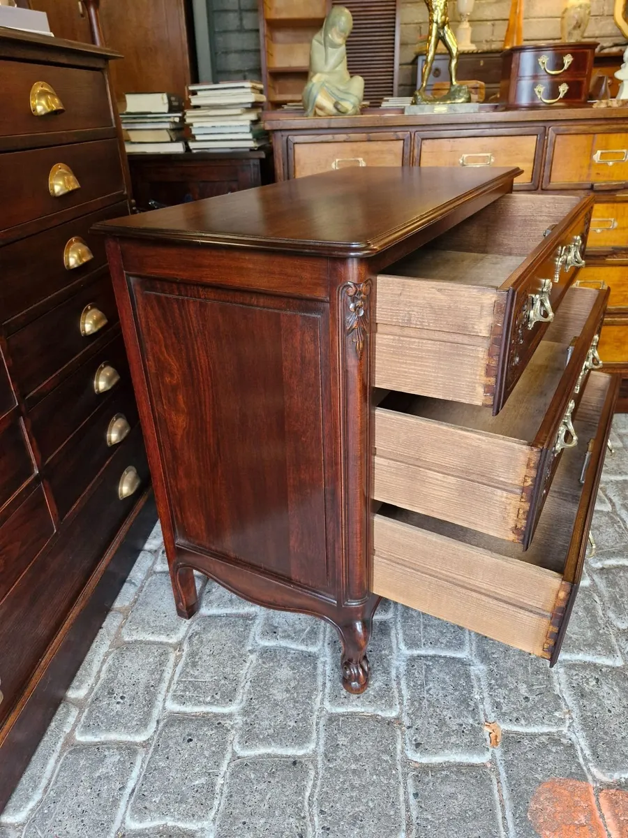 Chest - Image 4