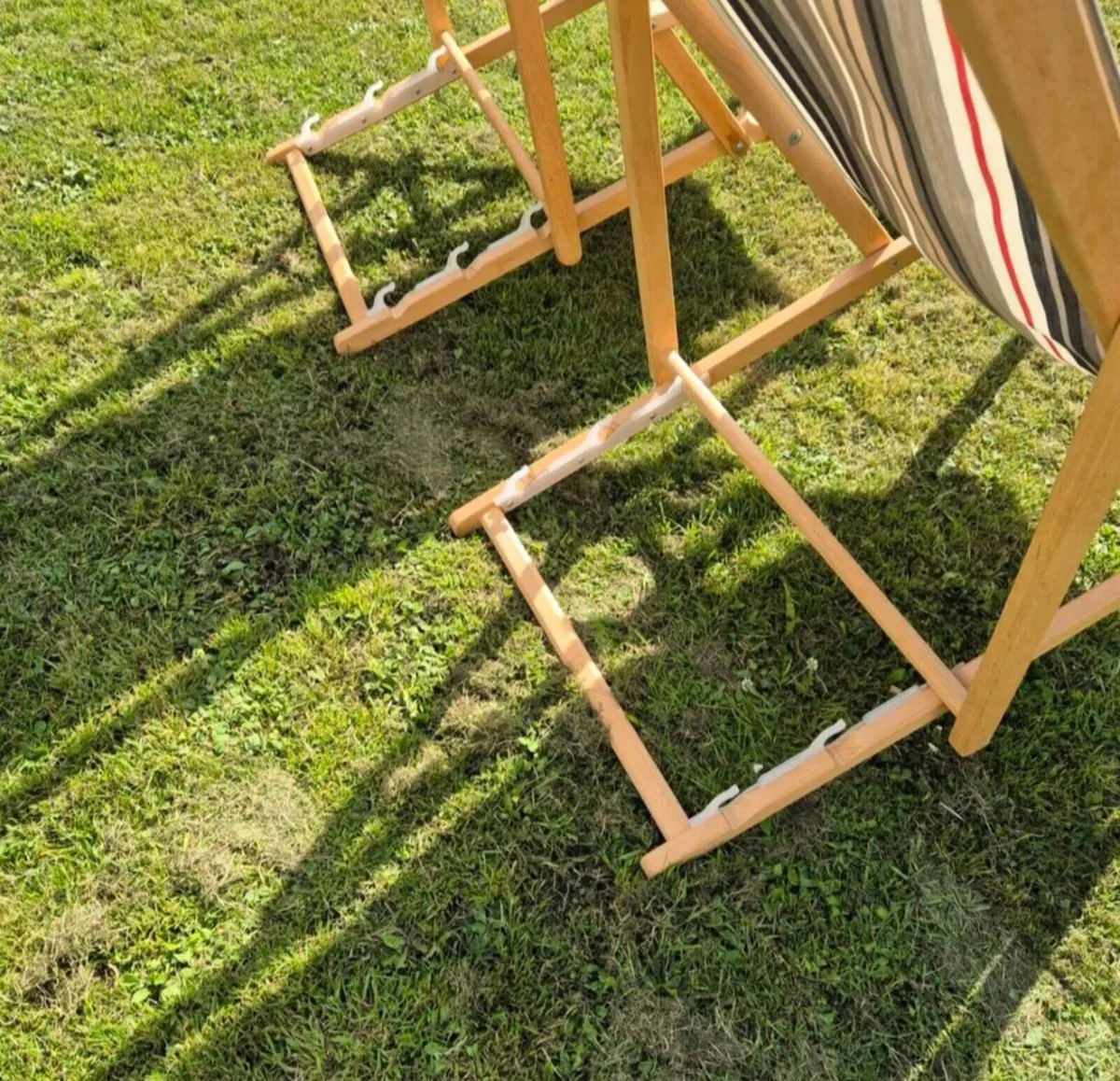 Sun lounge chairs - Image 2