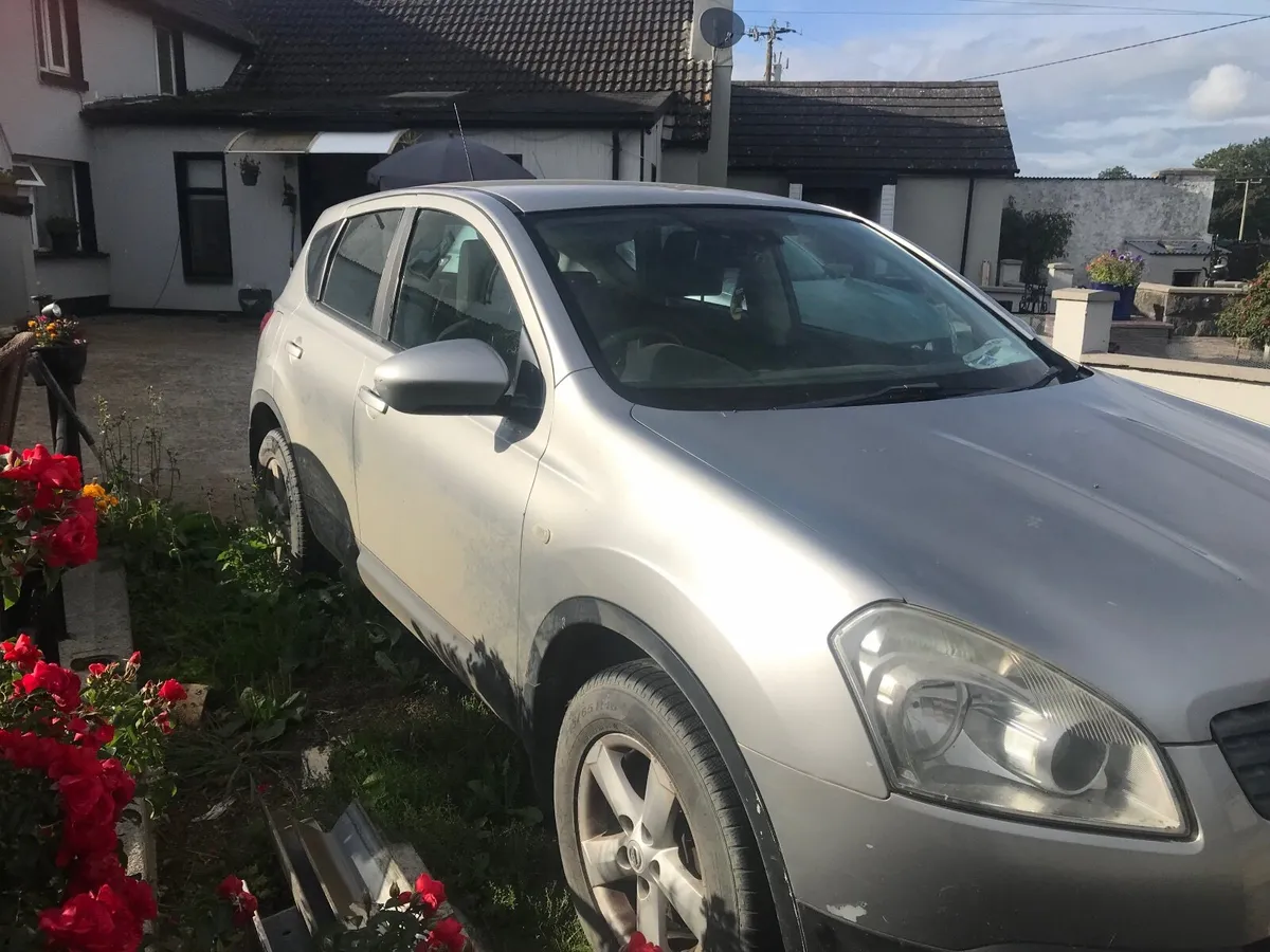 Nissan qashqai 2009 for parts - Image 2