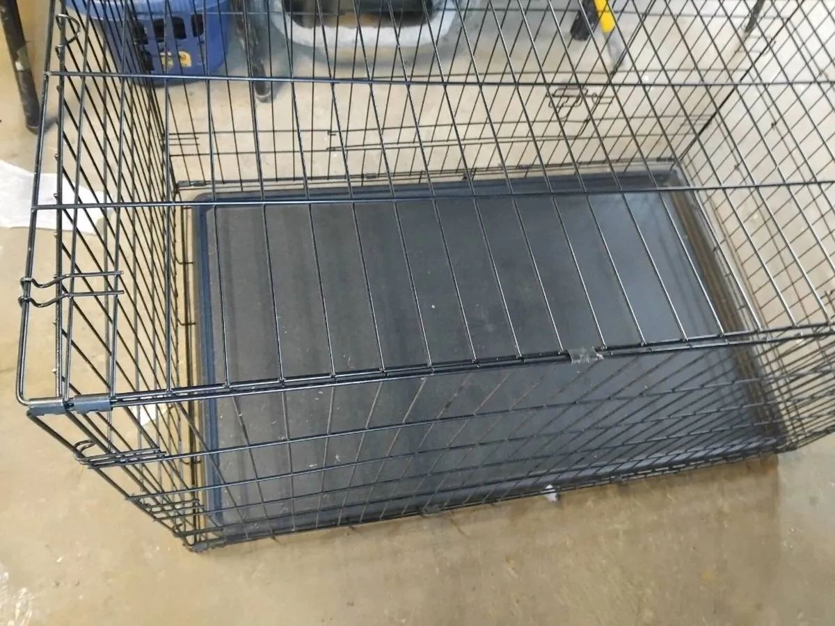 Dog bed and cage - Image 2