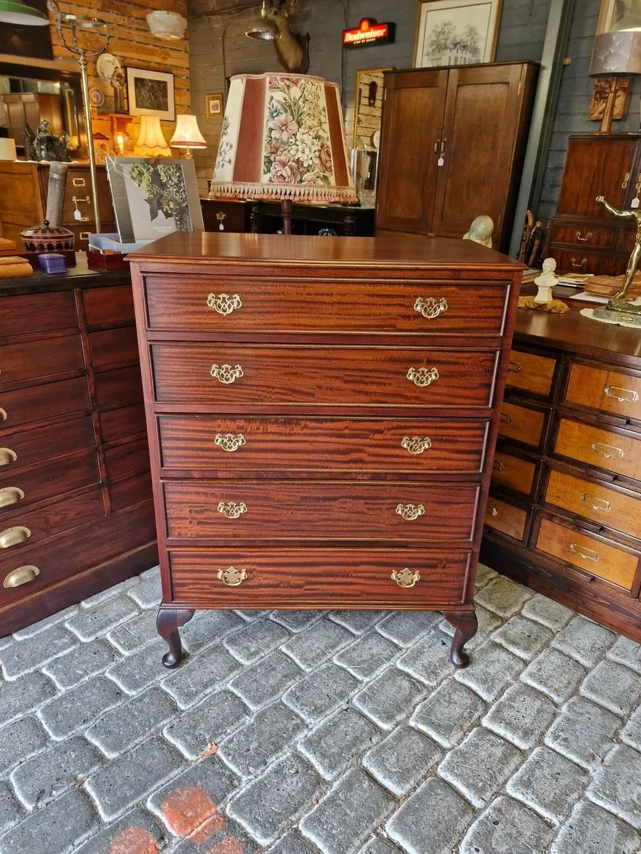 Chest - Image 1