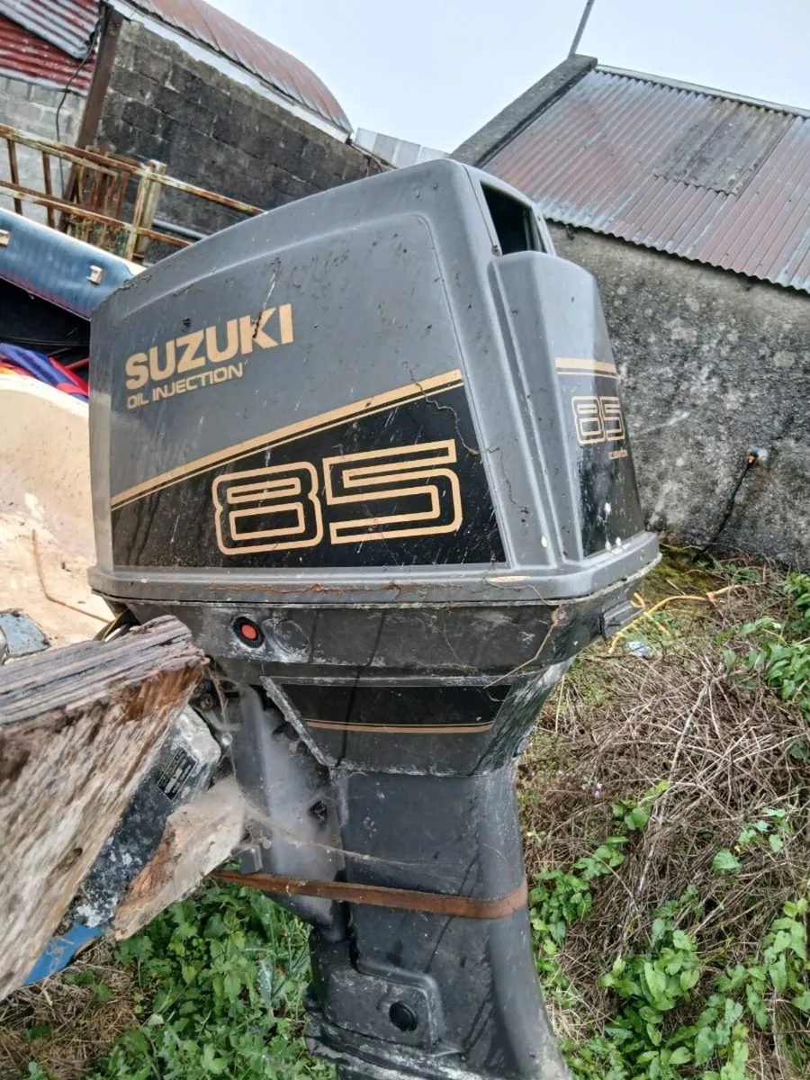 Piranha sunburst 17' boat - Image 4