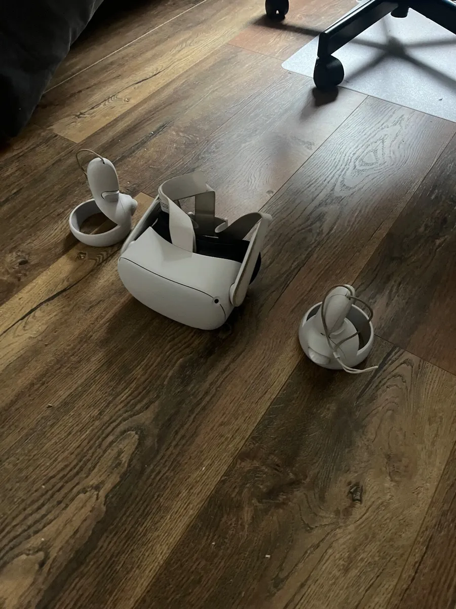 Oculus quest 2 - Image 1
