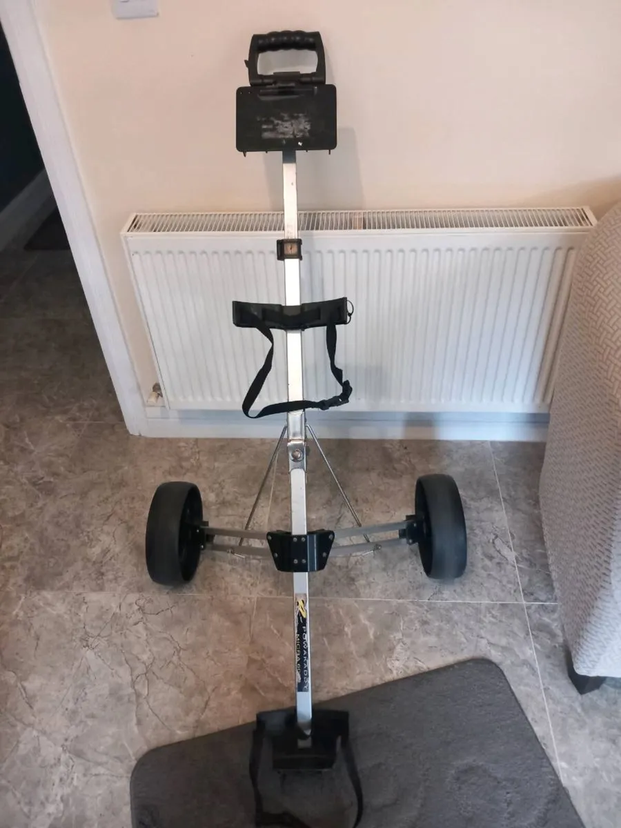 Powakaddy golf trolley - Image 4