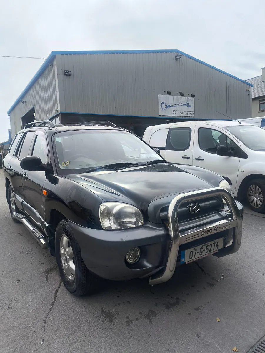 Hyundai Santa fe 4wd - Image 1