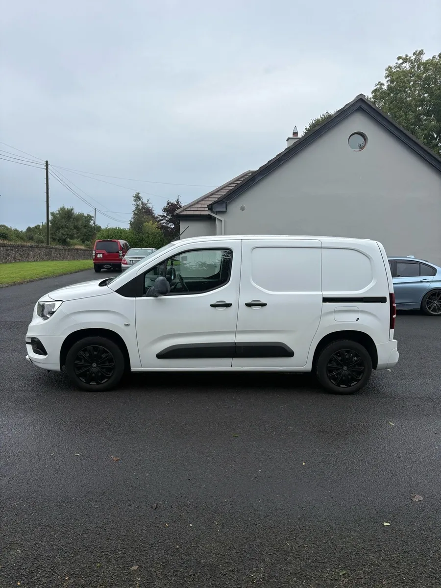 2019 Vauxhall Combo - Image 4