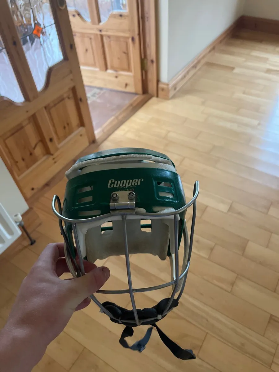 Green oldstyle helmet - Image 1
