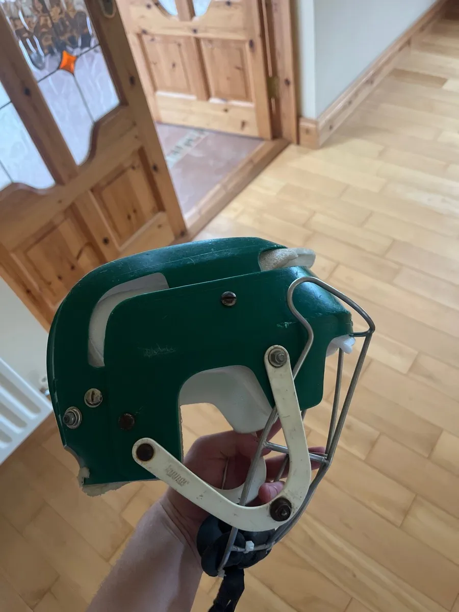 Green oldstyle helmet - Image 3