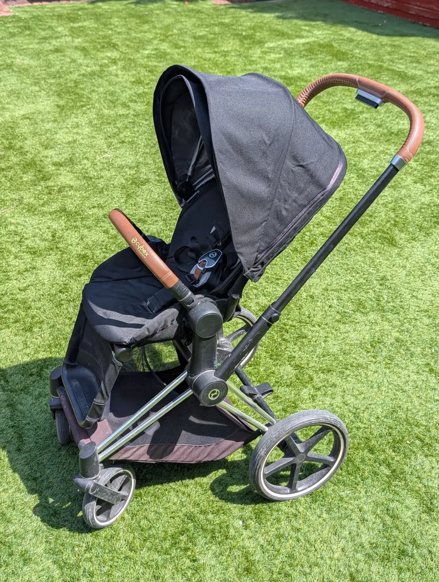 Cybex Priam Platinum pram - Image 1