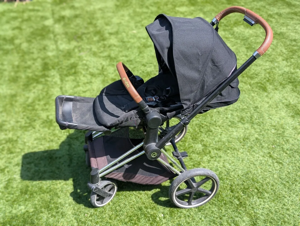 Cybex Priam Platinum pram - Image 2