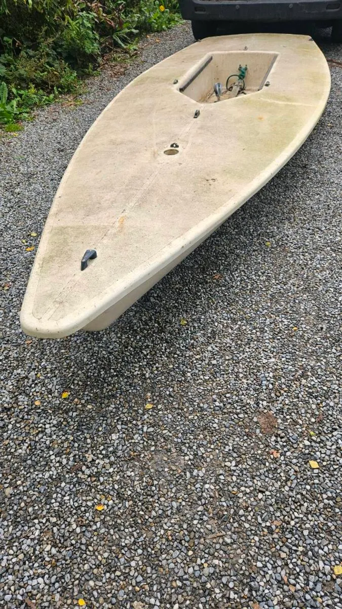 Sail Boat Laser Dinghy - Image 4