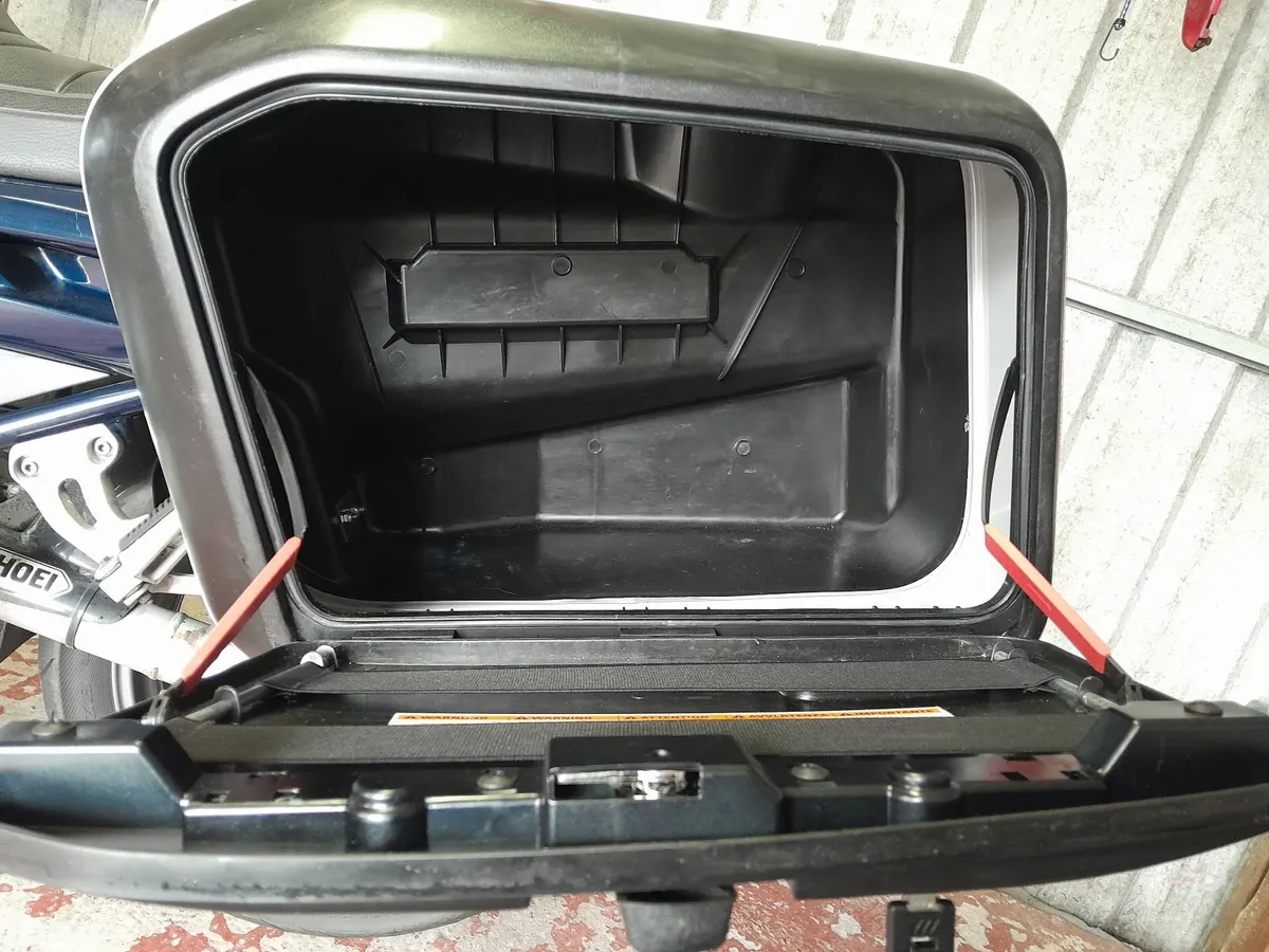 Panniers, Boots, Topbox, Yamaha XJ 900 S Parts - Image 2