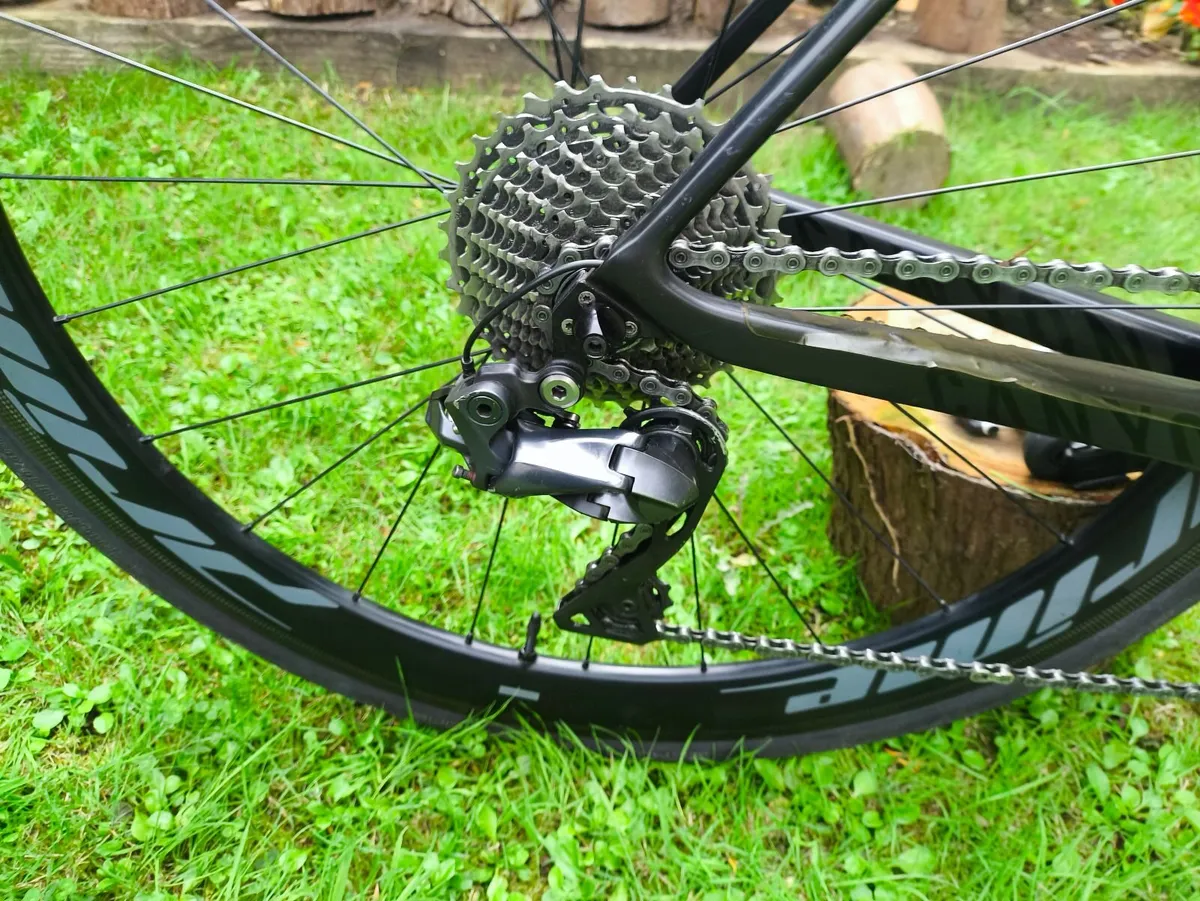 2016 Canyon Ultimate CF SL 9.0 Di2, size M - Image 2