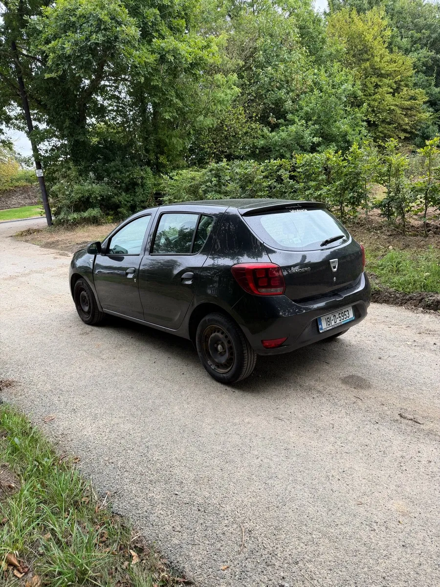 181 Dacia Sandero - Image 2