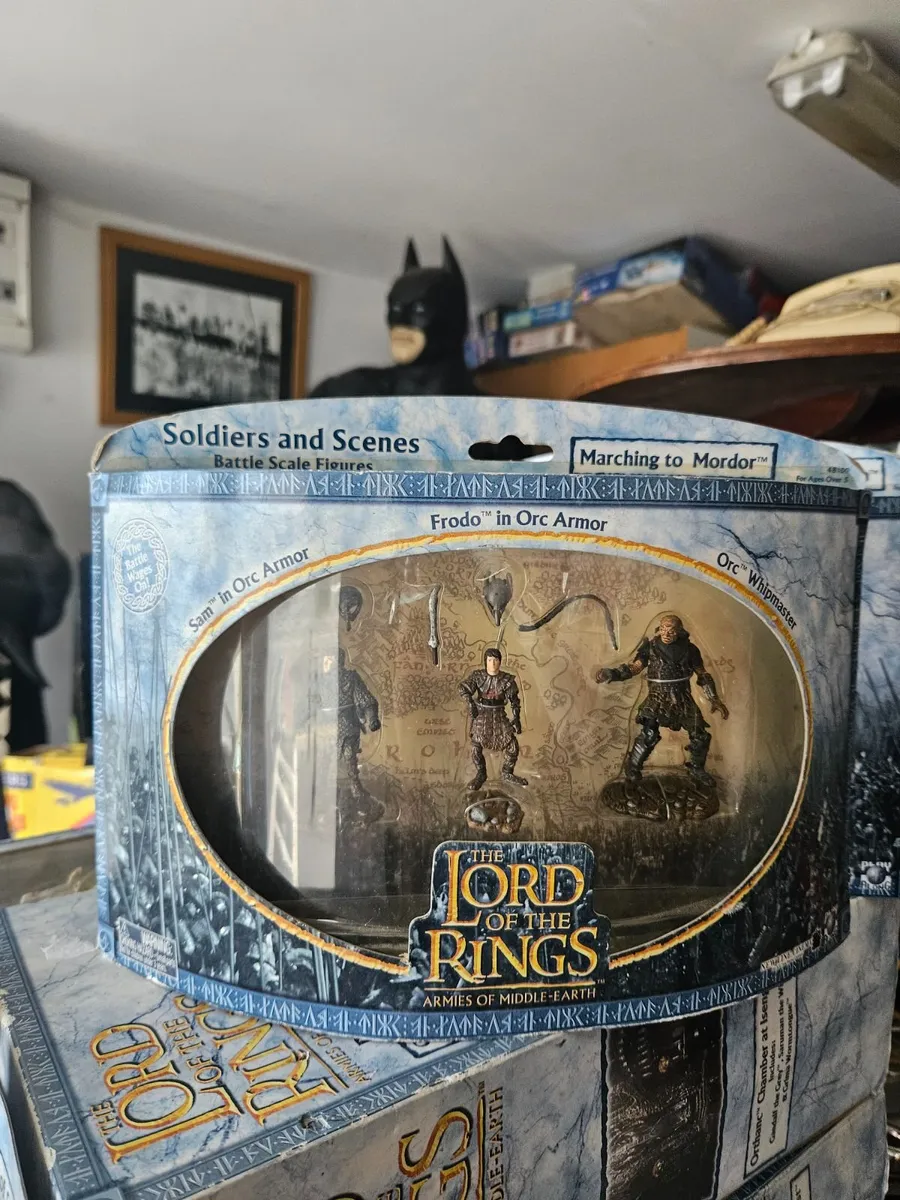 Lord of the Rings Figures Set - Image 1