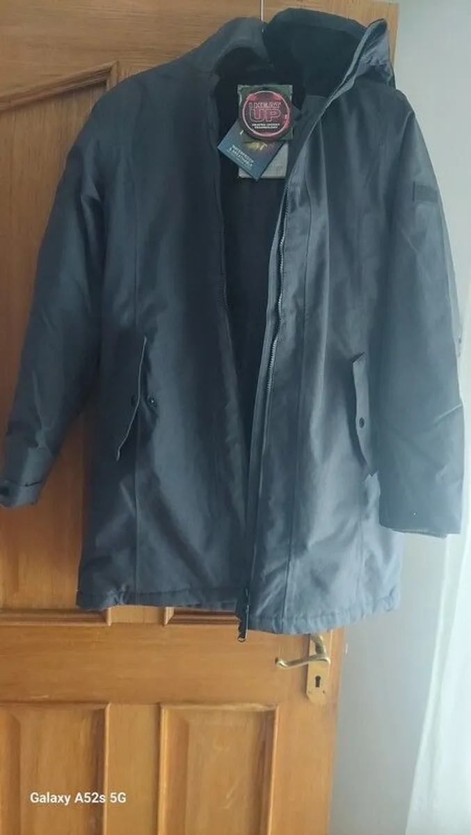 ladies winter Jacket - Image 3