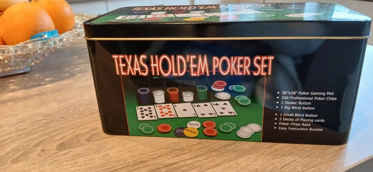 TEXAS HOLD'EM POKER SET 200 CHIPS - Image 1