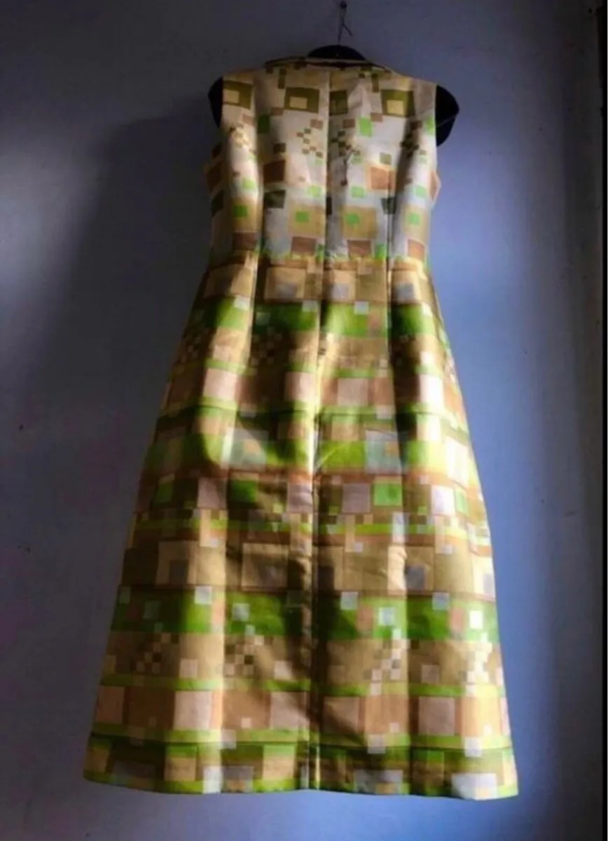 Vintage dress - Image 3