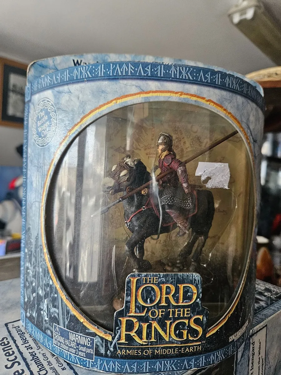 Lord of the Rings Figure on Horse Back - Image 2